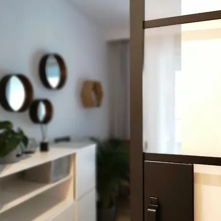 Nowoczesny Apartament: Targi I Mtp I Park Wilsona I Pkp Apartament Poznań
