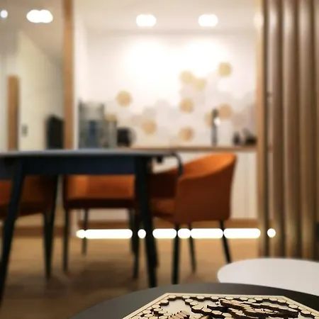 Apartament Nowoczesny Apartament: Targi I Mtp I Park Wilsona I Pkp