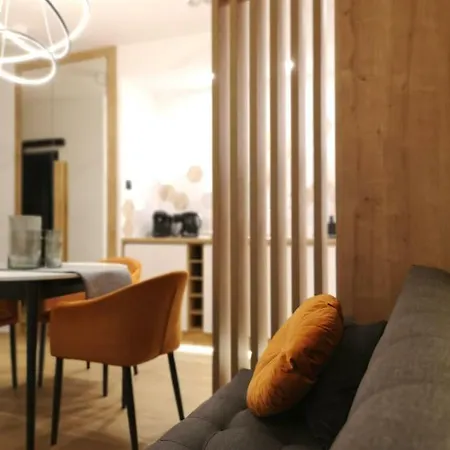 Apartament Nowoczesny Apartament: Targi I Mtp I Park Wilsona I Pkp